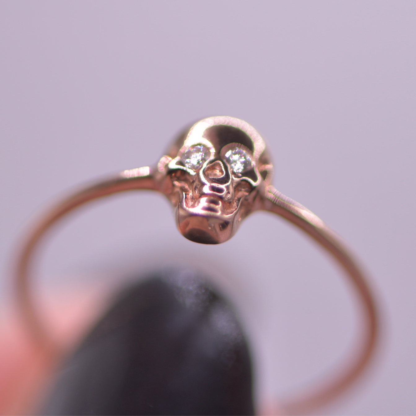 Mini skull rings - diamond eyes