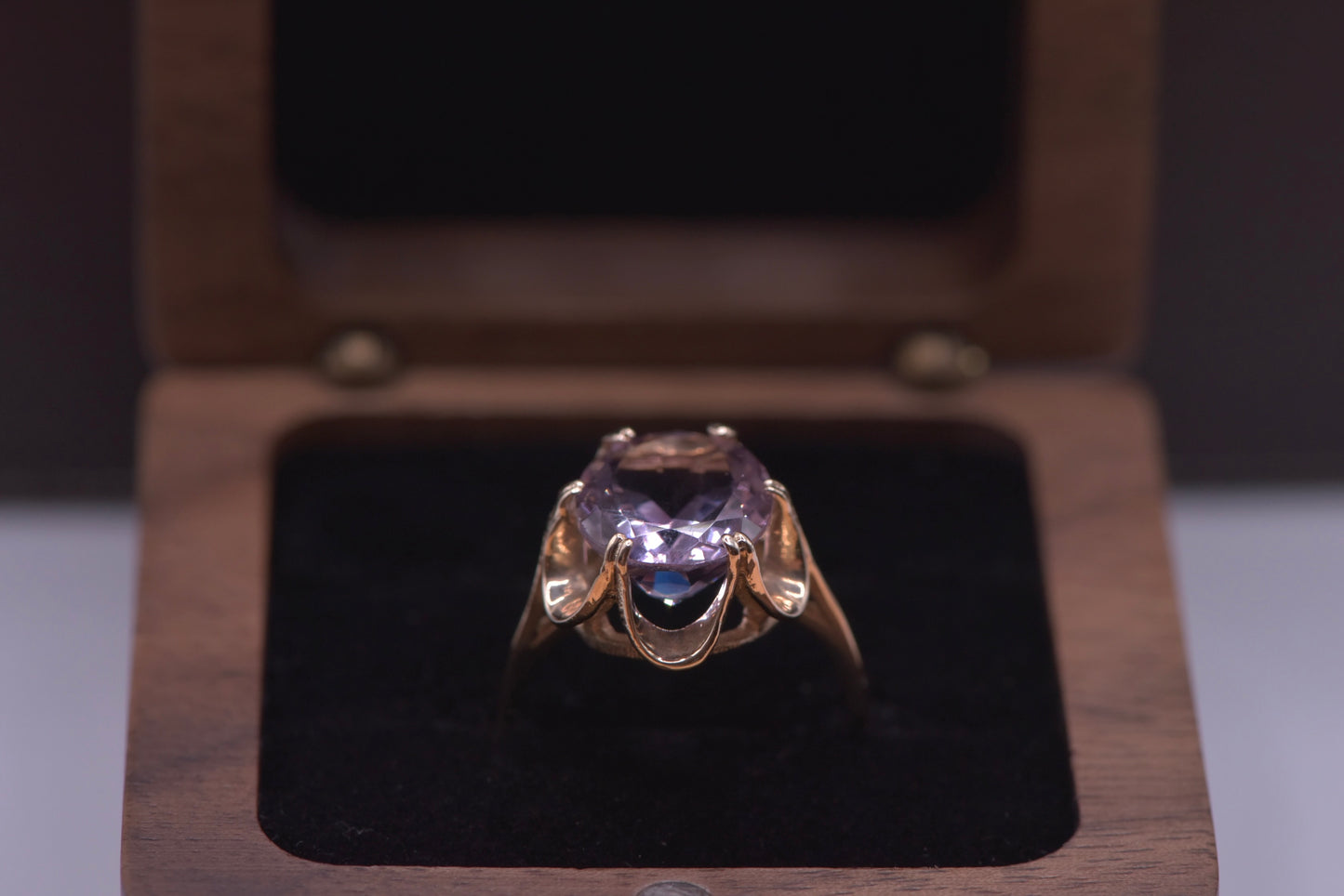 Lilac - 1990 London hallmarks size N.5 7US ring