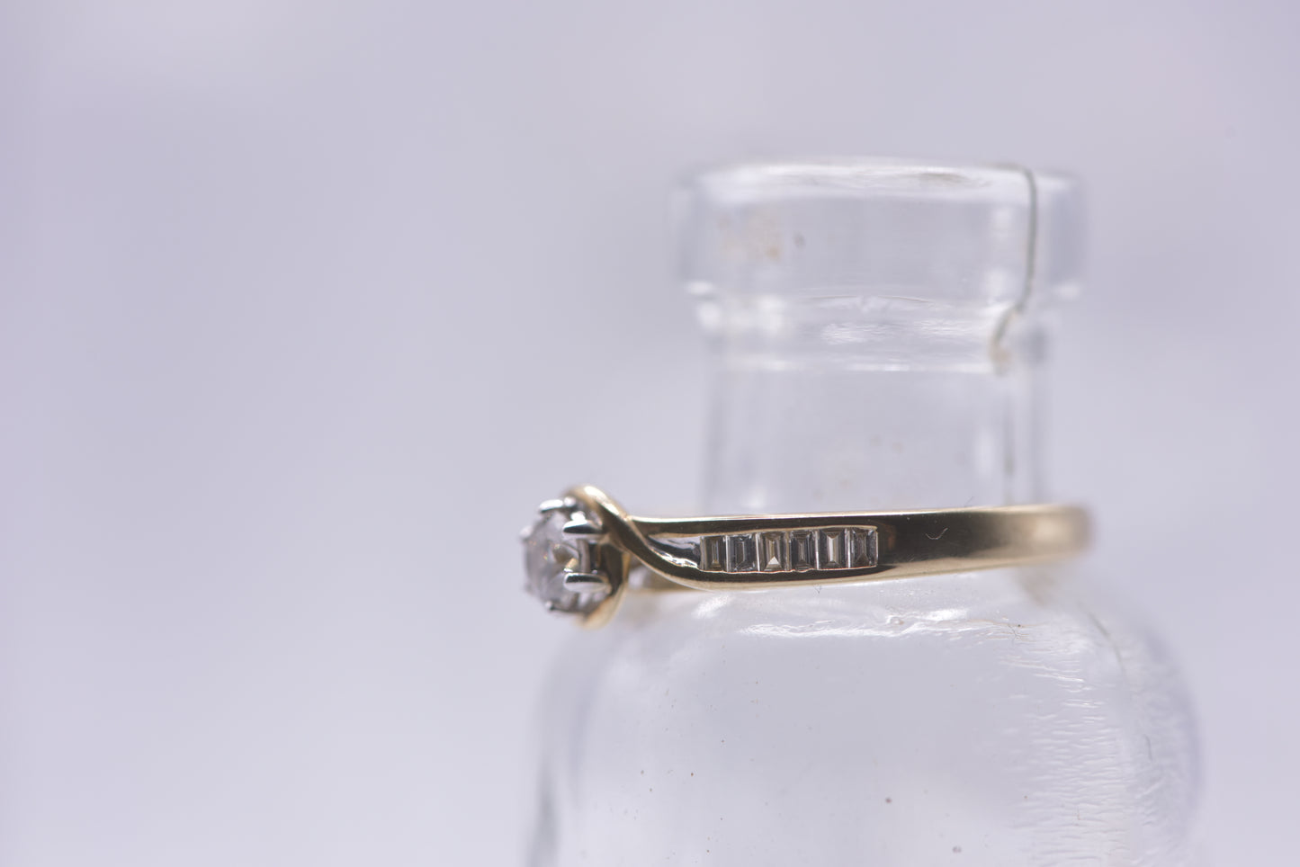 Evie - 9ct yellow gold Diamond ring
