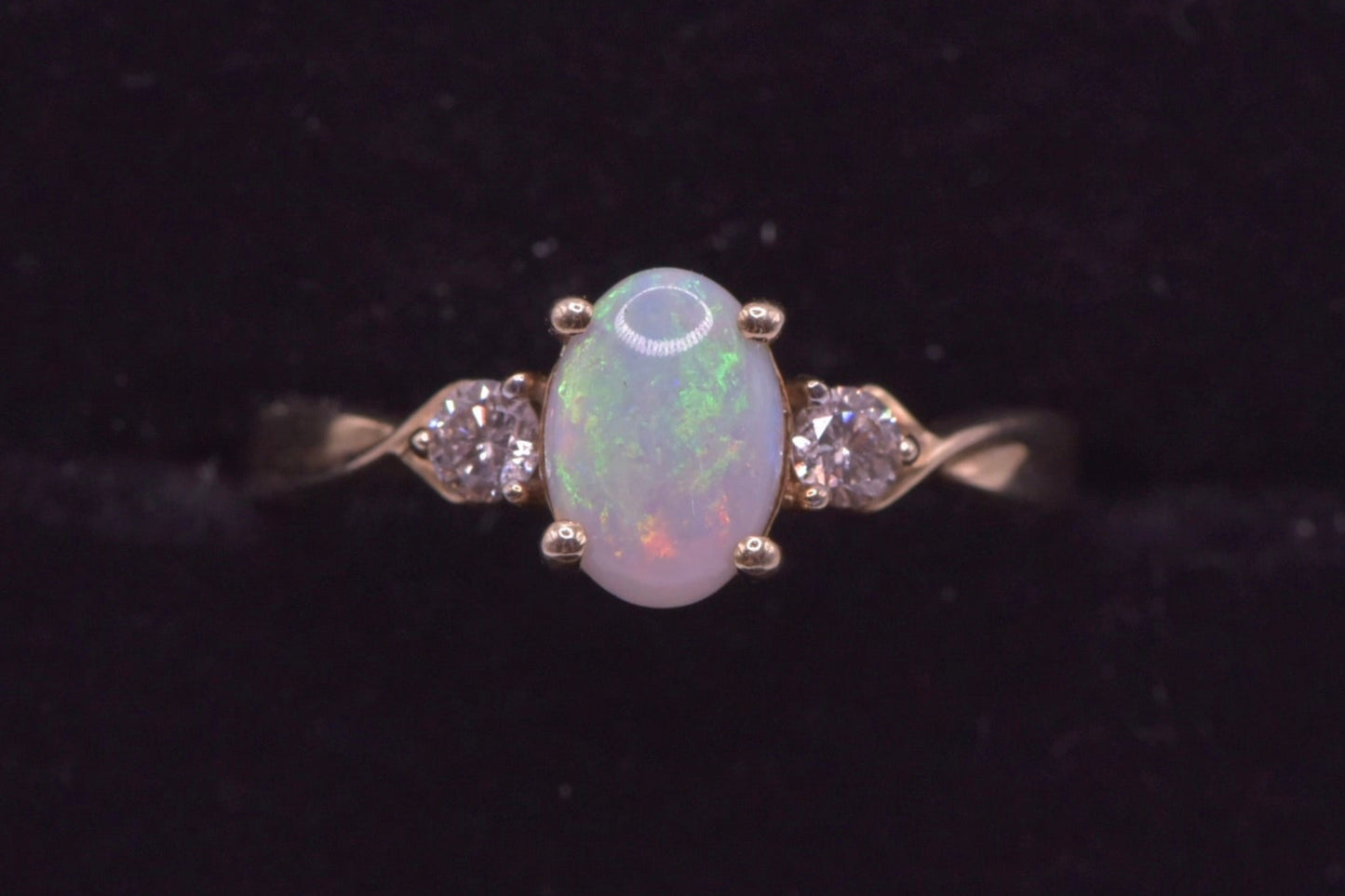 Ophelia ring - 9ct yellow gold ring with diamonds and opal