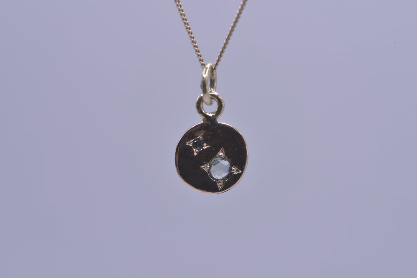 9ct yellow gold pendant with natural green sapphires