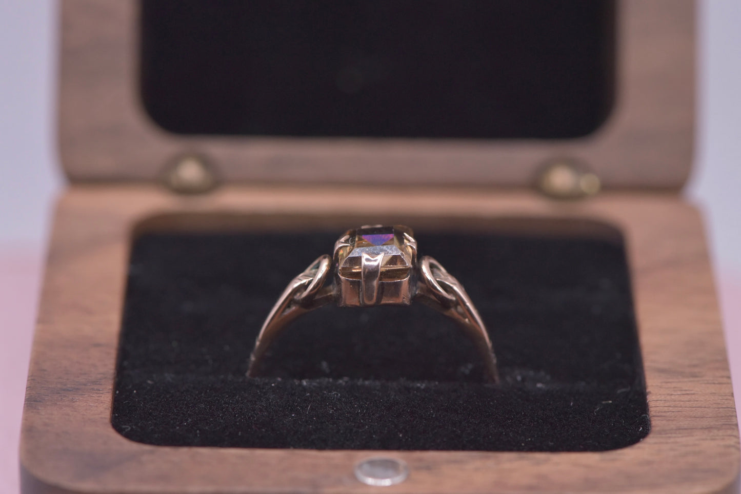 Georgie - 9ct gold smokey stone ring