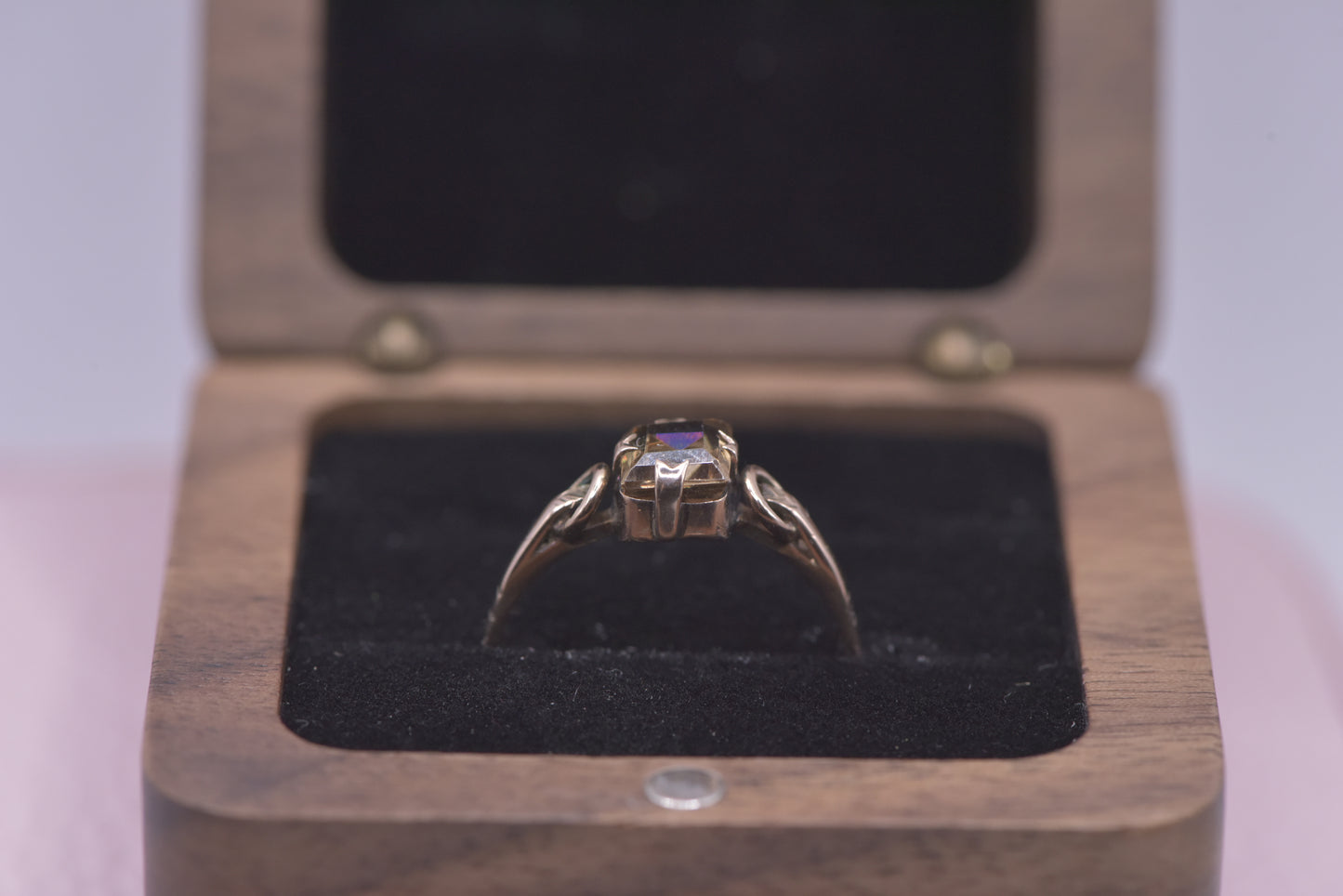 Georgie - 9ct gold smokey stone ring