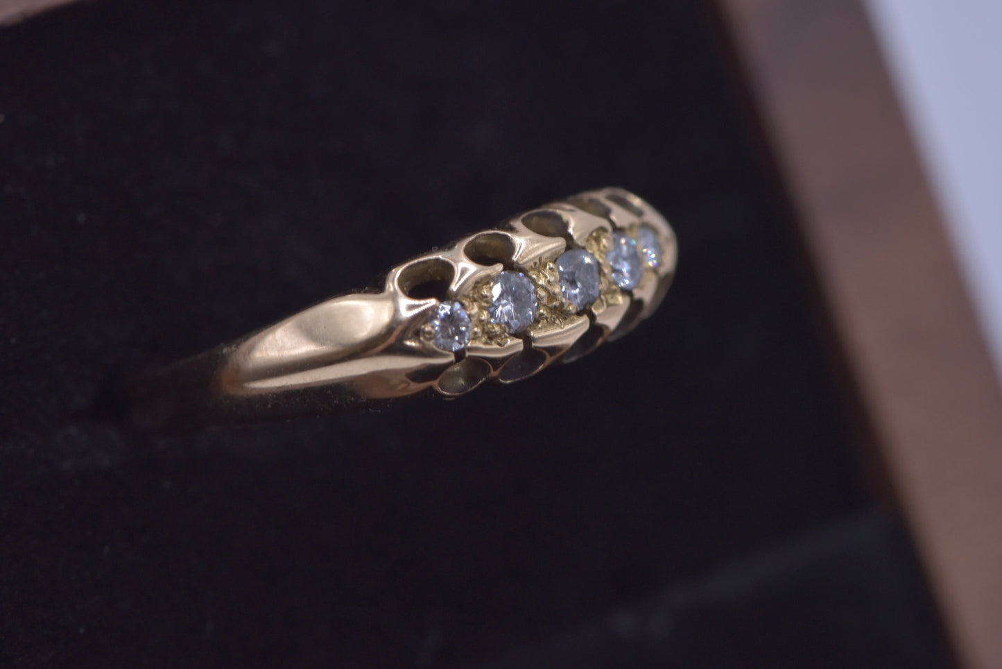 Robbie - 18ct antique diamond boat ring