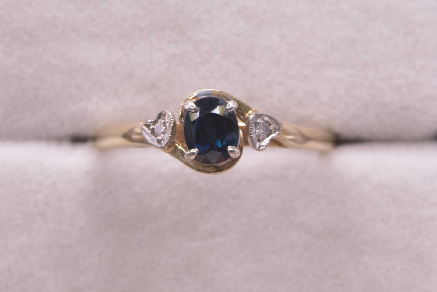 Zella - 9ct diamond and sapphire ring with hearts