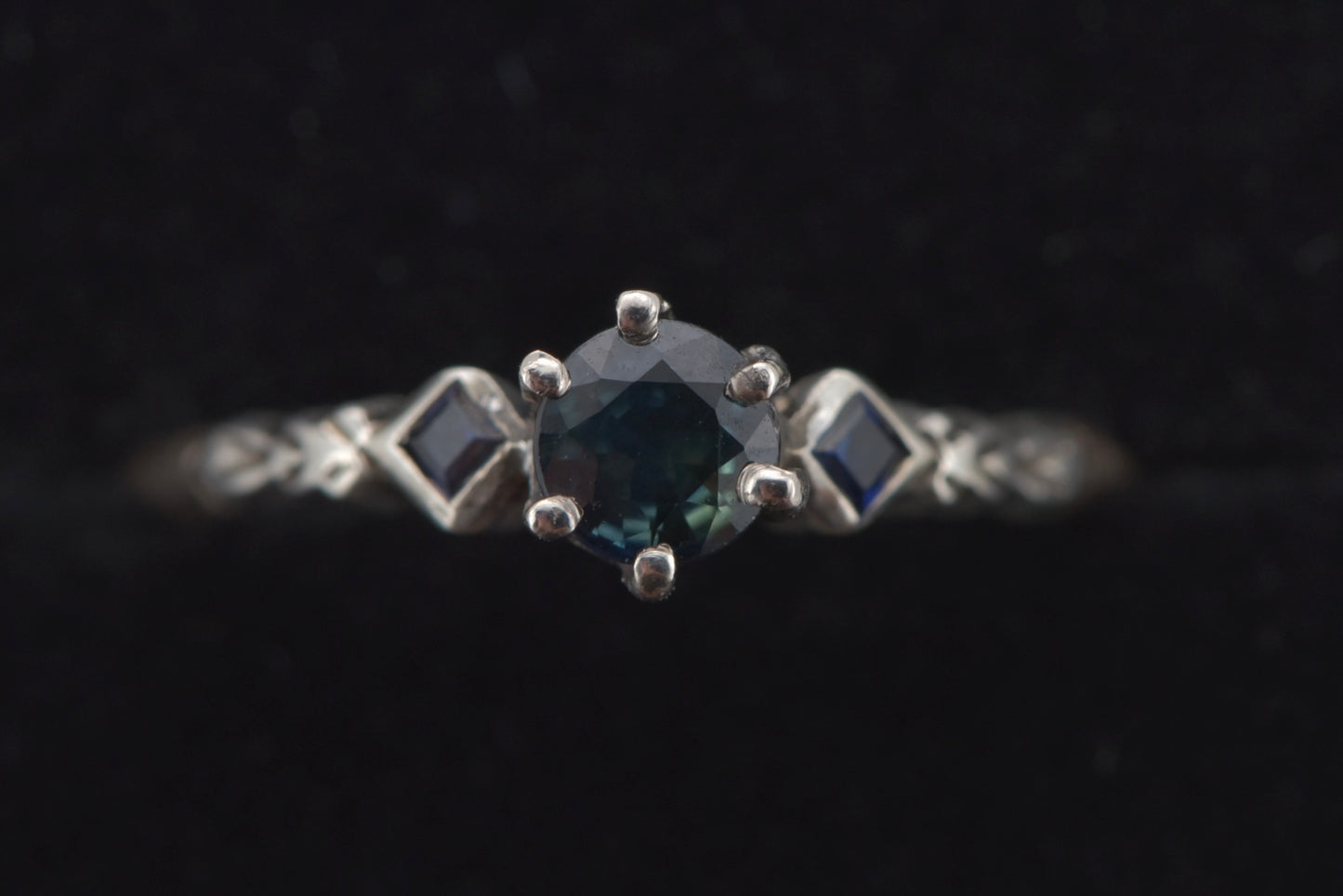 Gerry - Yellow and white gold parti sapphire gold ring