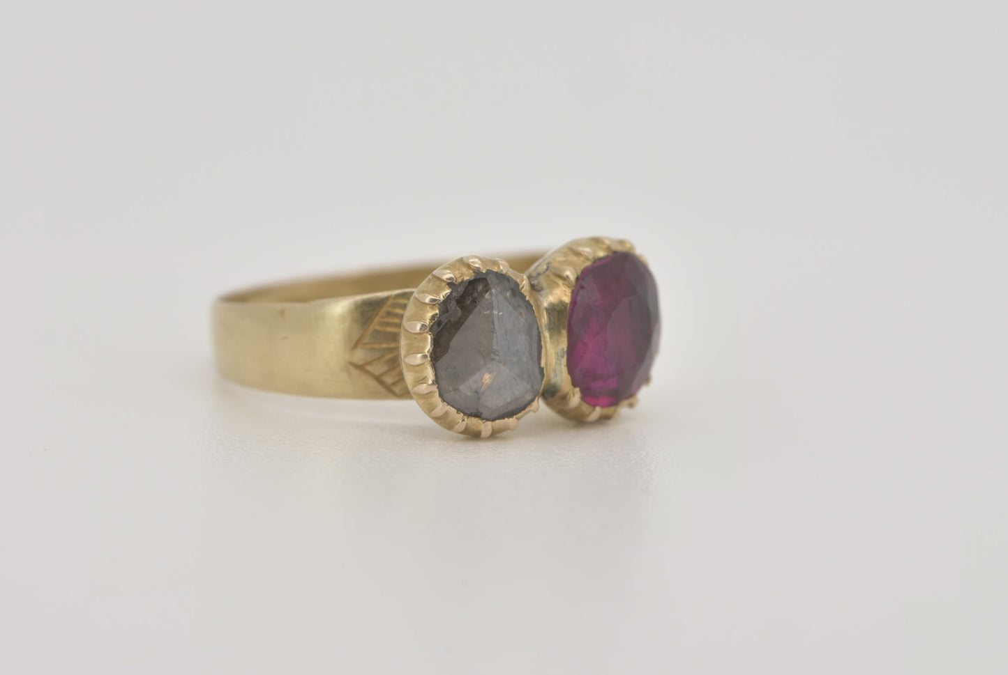 Georgia - 18ct pinky ring