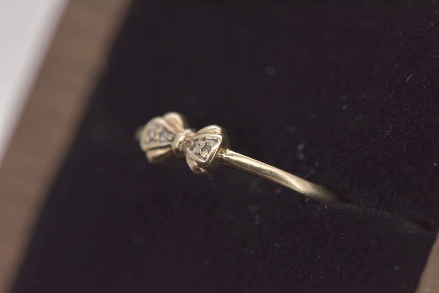 Georgie - 9ct tiny bow ring with diamonds