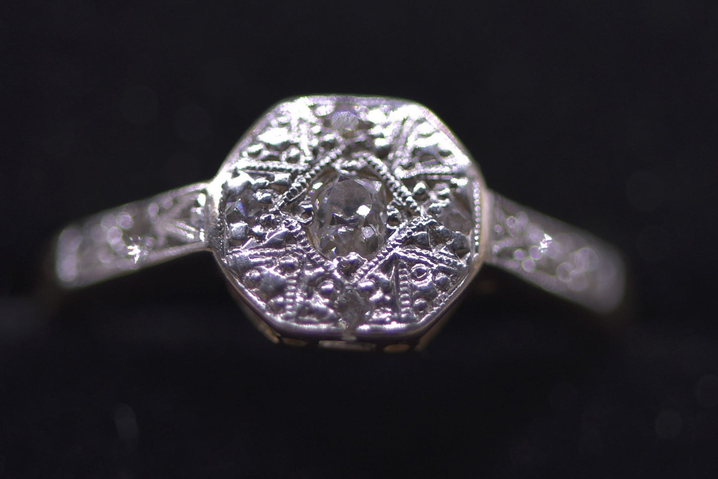 Suraya ring