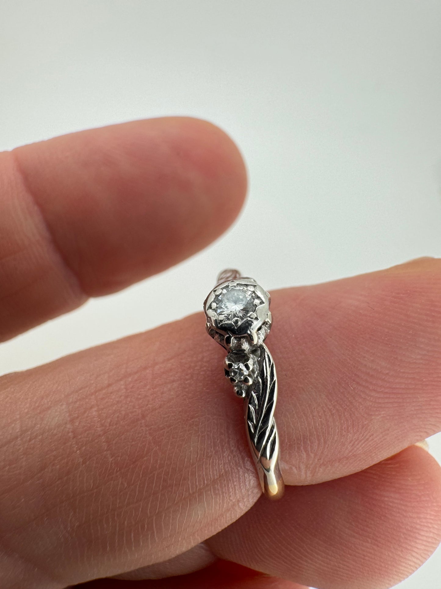 Jessika  - 18ct Art Deco gold ring