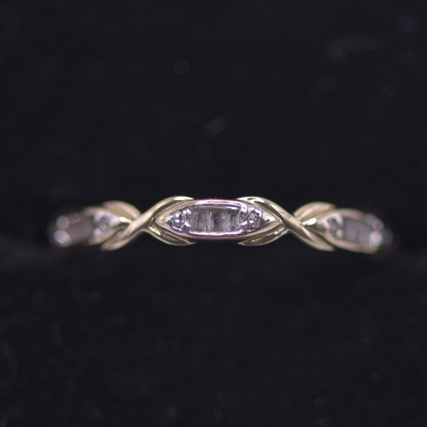 9ct dainty diamond ring