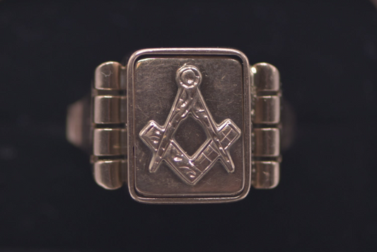 Masonic flip ring