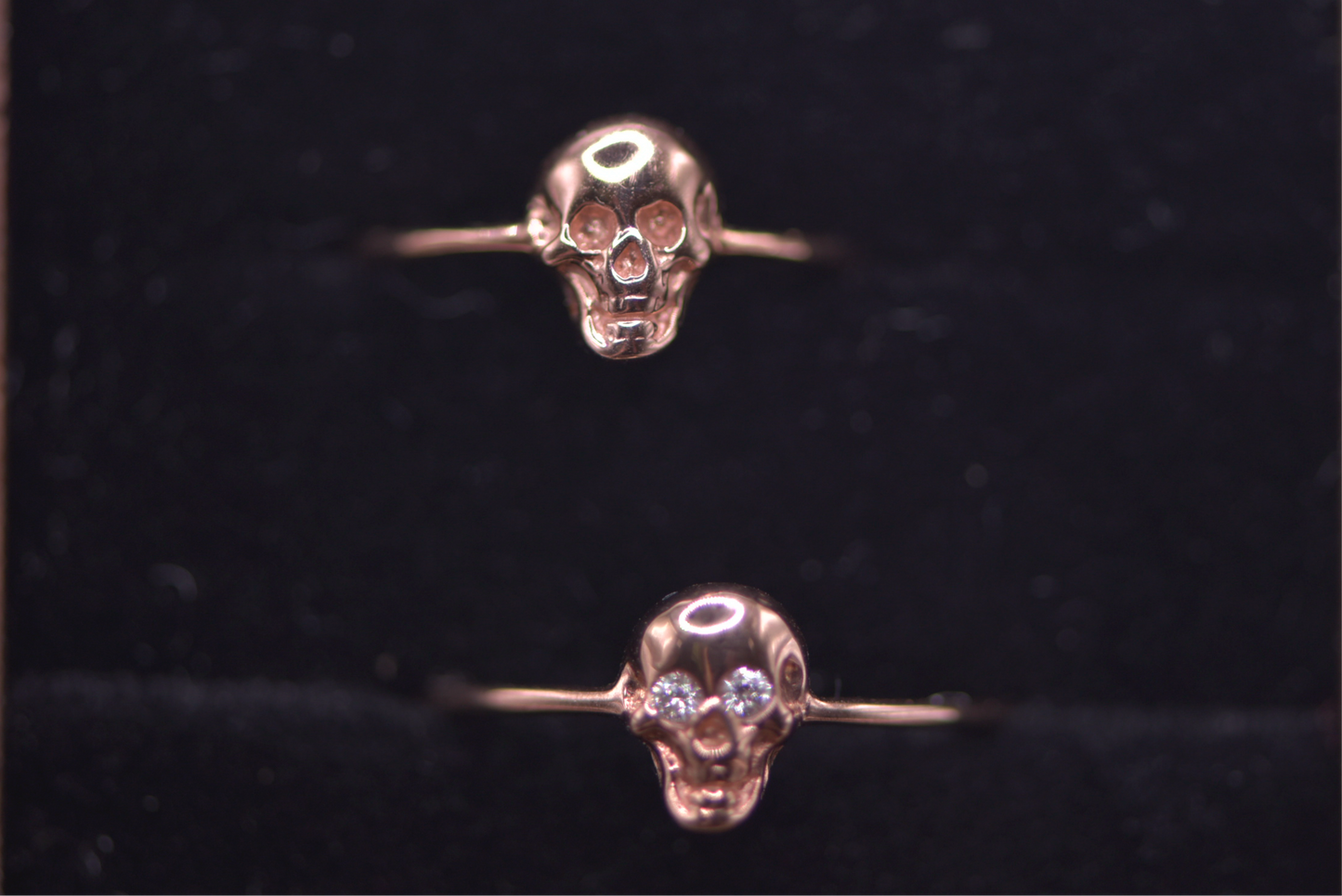 Mini skull rings - diamond eyes