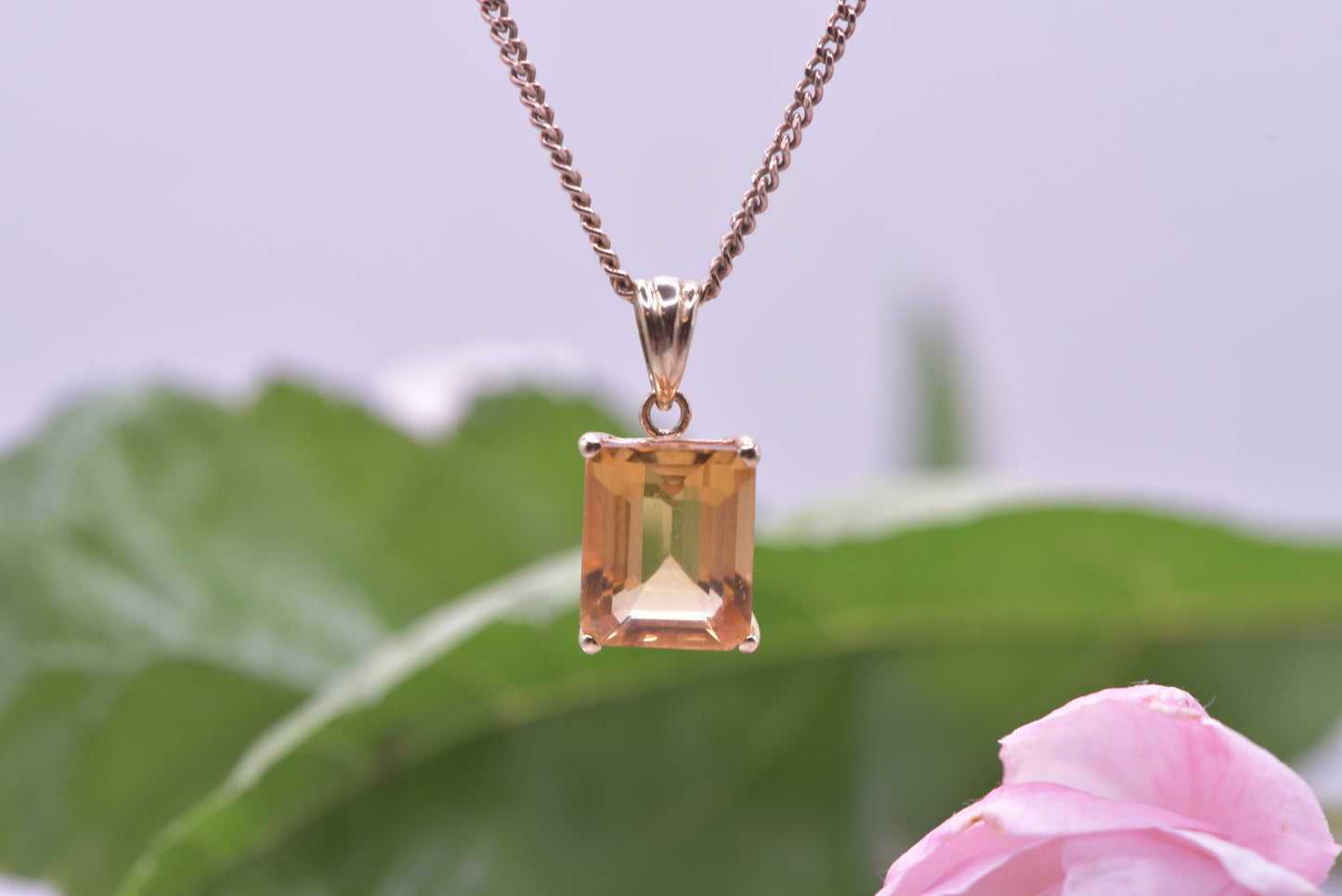 18ct citrine pendant