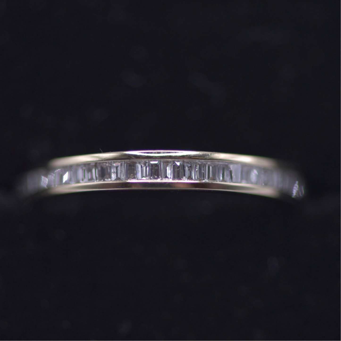 Baguette diamond band 9ct yg