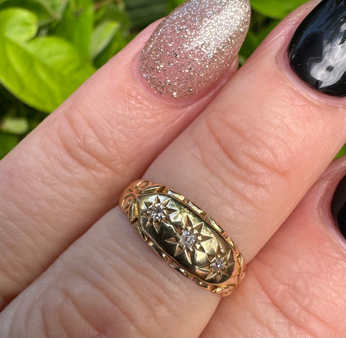 18ct antique starset dome ring