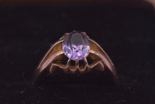 Mary - 1909 9ct rose gold ring