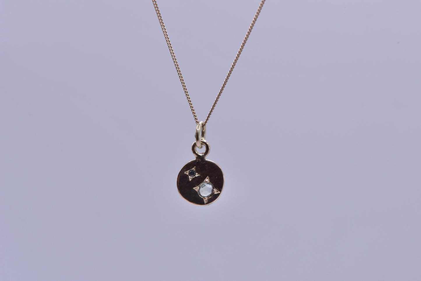 9ct yellow gold pendant with natural green sapphires