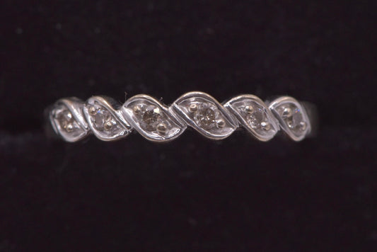 Suzy - 10ct white gold and diamond gold band - ring