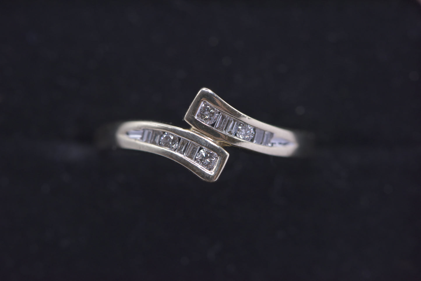Evelyn - Bypass diamond ring 9ct yellow gold