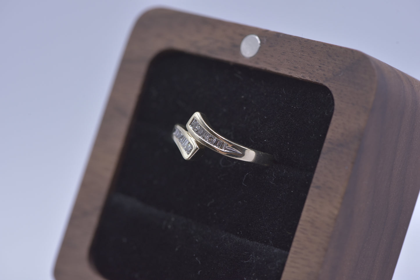 Evelyn - Bypass diamond ring 9ct yellow gold