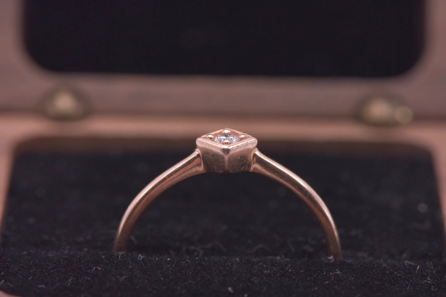 Claudette - Rose gold diamond in square setting - ring