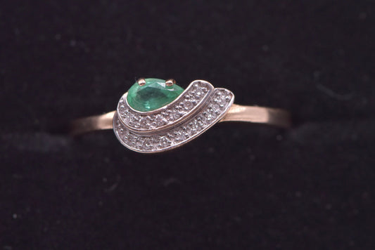 Gracie - 14ct emerald and diamond ring