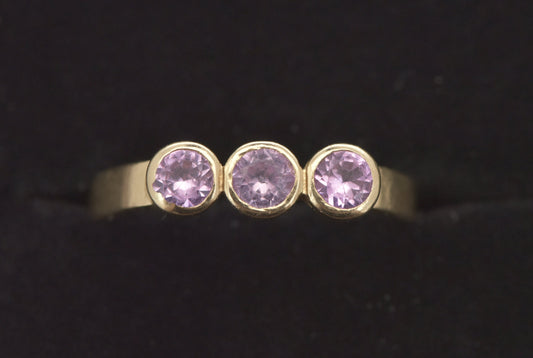Gemima - 18ct pink sapphire trilogy