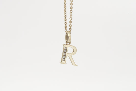Letter R  - 9ct gold