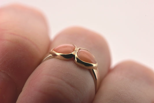 Bonnie and Belle - 9ct coral twin hearts gold ring