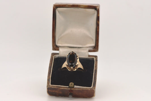 Willa - 9ct Smokey quartz cocktail gold ring - hallmarked 1974