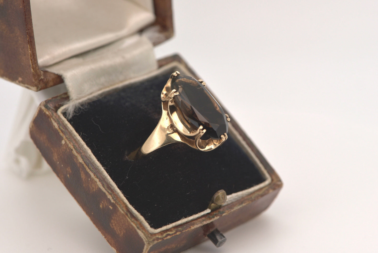 Willa - 9ct Smokey quartz cocktail gold ring - hallmarked 1974