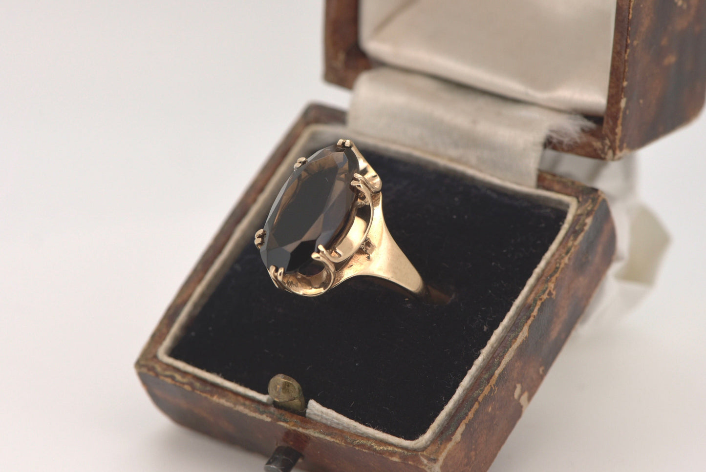 Willa - 9ct Smokey quartz cocktail gold ring - hallmarked 1974
