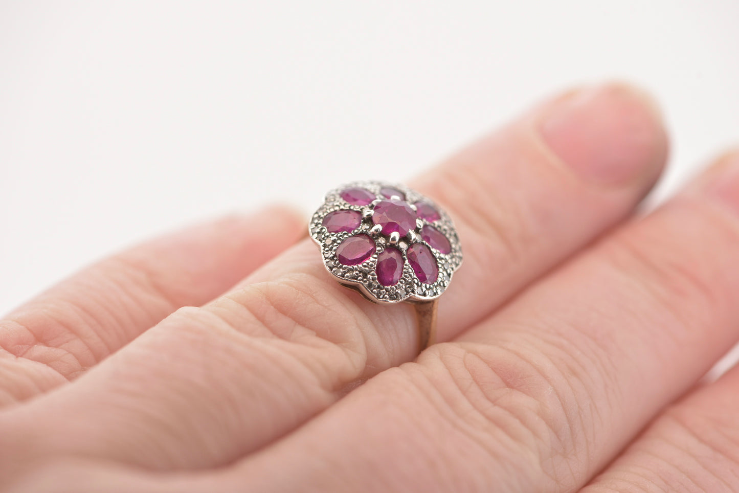 Rubi - 18ct yellow gold ring