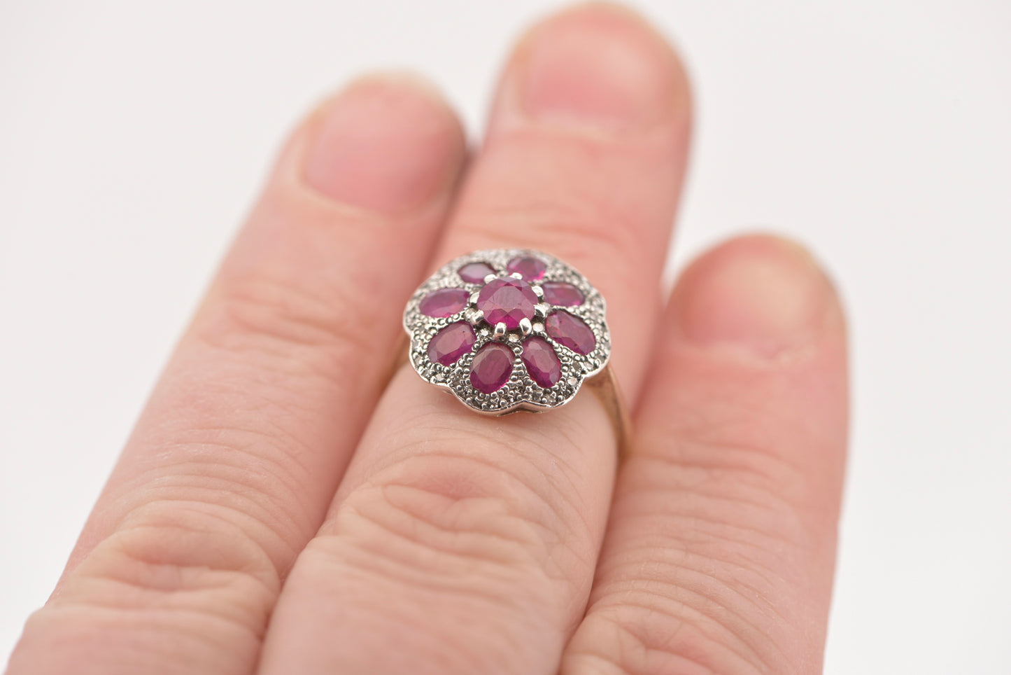 Rubi - 18ct yellow gold ring