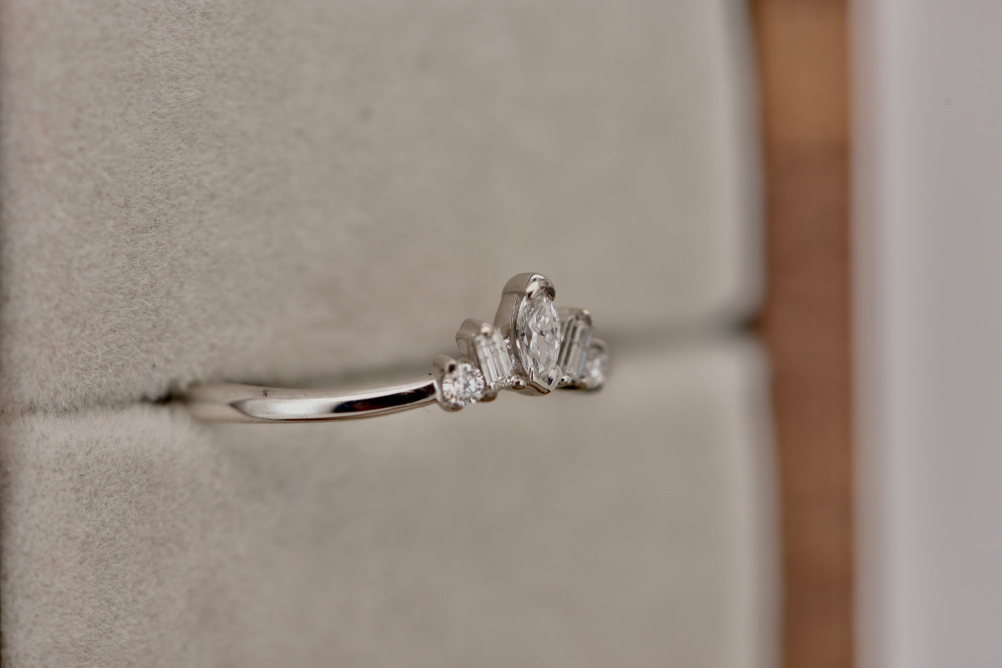 Aurora - 10ct white gold tiara ring