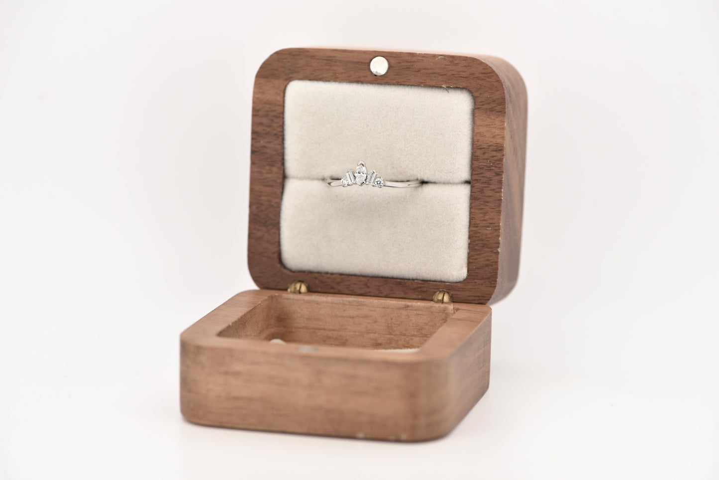 Aurora - 10ct white gold tiara ring