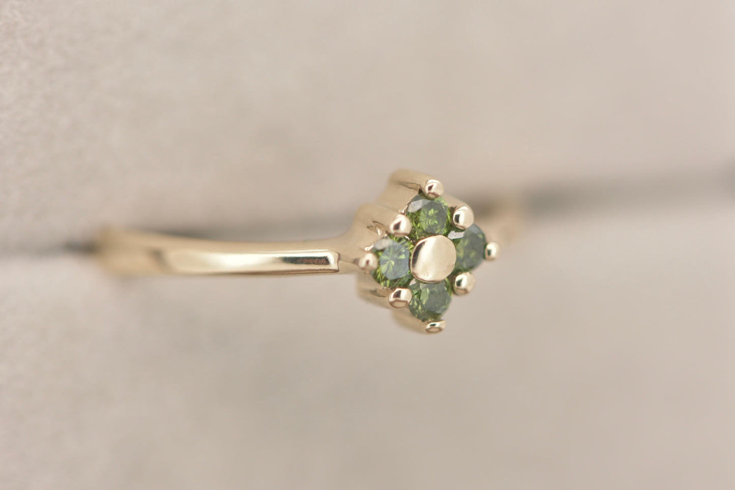 Shamrock - 9ct green sapphire ring Size N