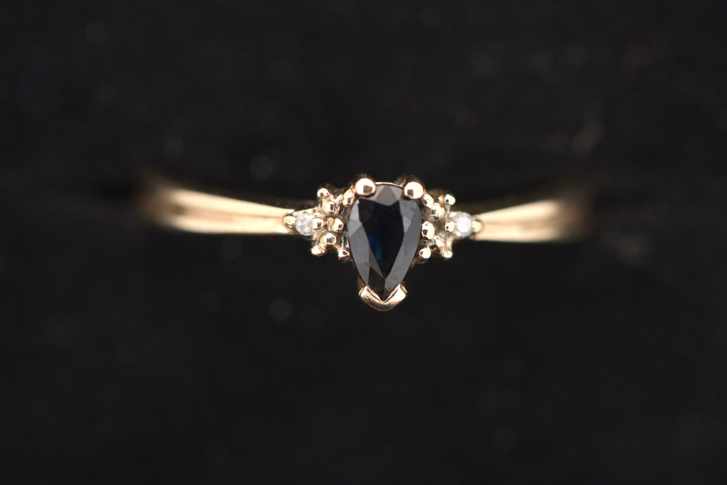Starrie  - Blue sapphire with diamonds 9ct gold ring