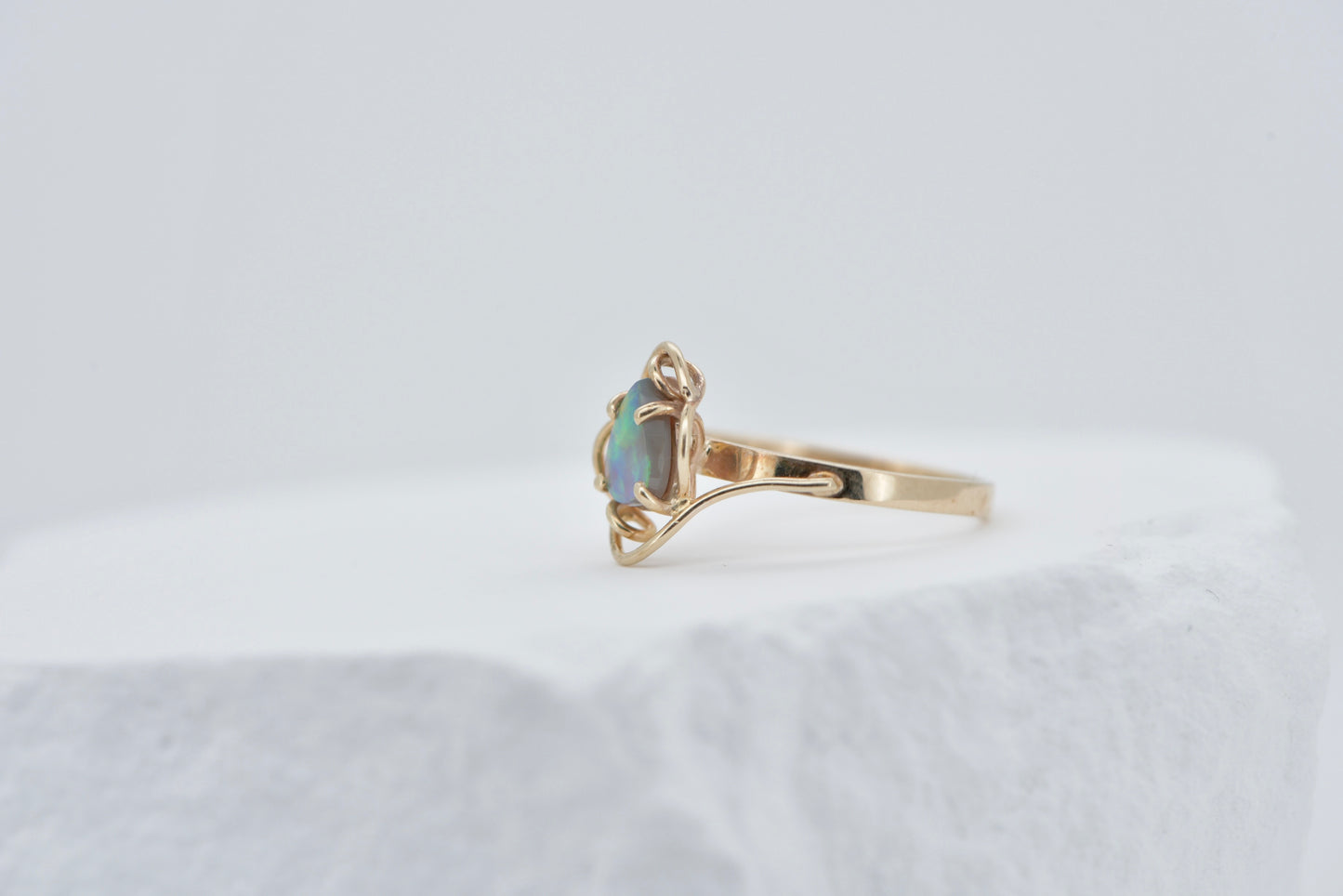 Angelina - 9ct retro solid Australian opal gold ring