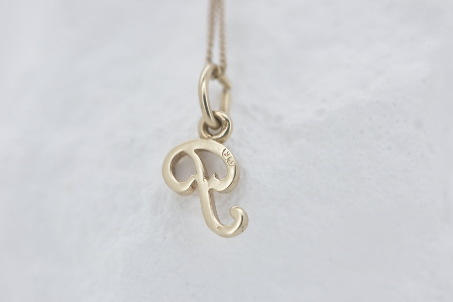 Letter P 9ct yellow gold script charm - bale is currently open