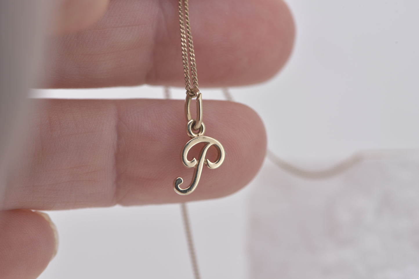 Letter P 9ct yellow gold script charm - bale is currently open