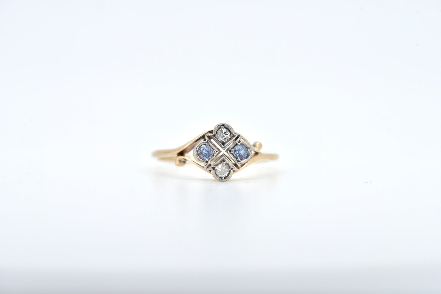 Alice ring - Antique handmade Sapphire and diamond ring in 18ct yellow gold with silver - gold ring