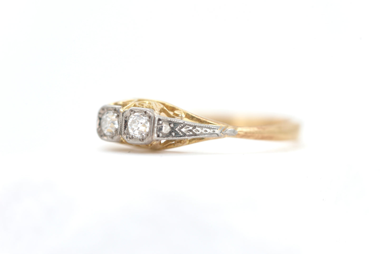 Bonnie and Belle 3 - 18ct diamond Toi et Moi with 9ct white gold detail