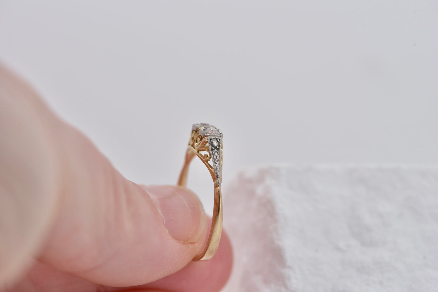 Bonnie and Belle 3 - 18ct diamond Toi et Moi with 9ct white gold detail