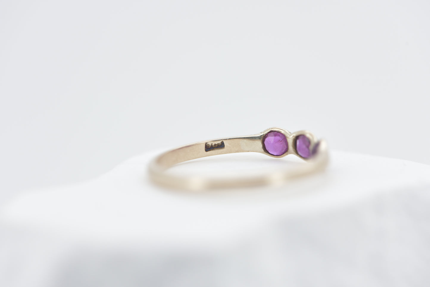 Rosie - 9ct yellow gold ring with three old cut rubies