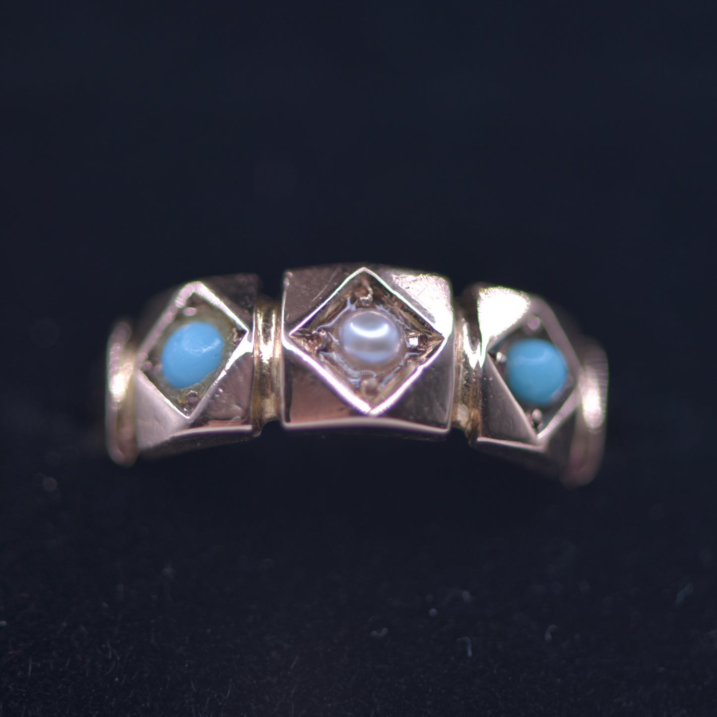 15ct Chester hallmarks antique ring